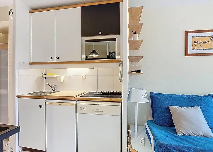 Sur Le Golf Avec Accès Piscine, 4 Couchages à - Fr-1-857-39